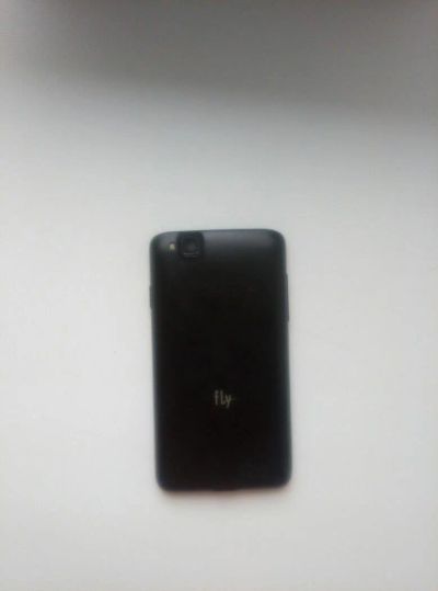 Лот: 10307705. Фото: 1. Смартфон Fly IQ4490. Смартфоны