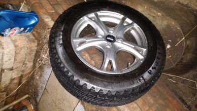 Лот: 10385503. Фото: 1. Продам резину 195/65 Maxxis липучка. Шины на дисках