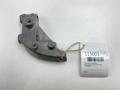 Лот: 25529863. Фото: 1. Кронштейн генератора Nissan Micra... Двигатель и элементы двигателя