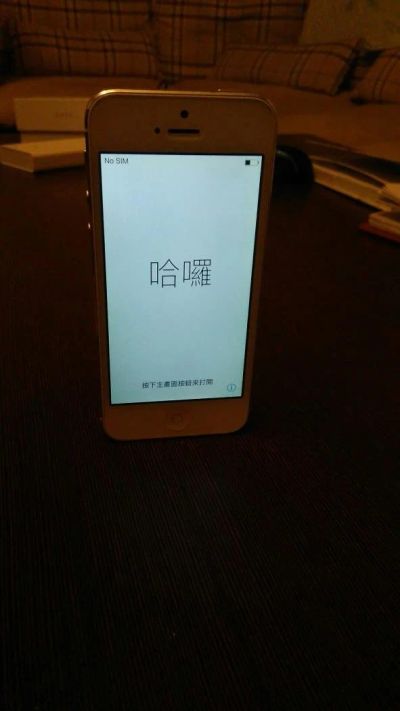 Лот: 9278605. Фото: 1. Iphone 5 Silver 16 Gb. Смартфоны