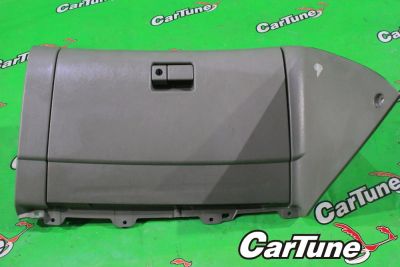 Лот: 10618371. Фото: 1. бардачек toyota mark ii JZX100... Другое (автозапчасти)