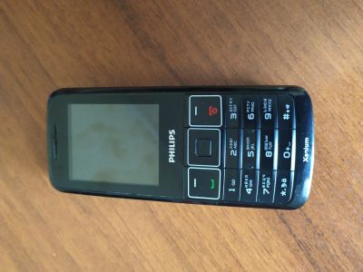 Лот: 15846270. Фото: 1. Телефон philips. Кнопочные мобильные телефоны