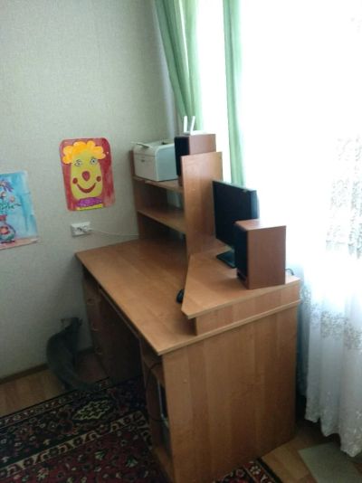 Лот: 11829212. Фото: 1. Компьютерный стол. Компьютерные и письменные столы