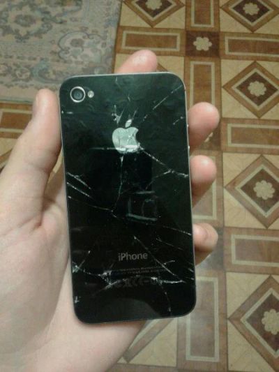 Лот: 6364419. Фото: 1. iphone 4s 32gb. Смартфоны