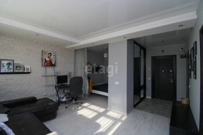 Лот: 20616970. Фото: 1. Продам 1-комн. кв. 40.2 кв.м... Квартиры, студии