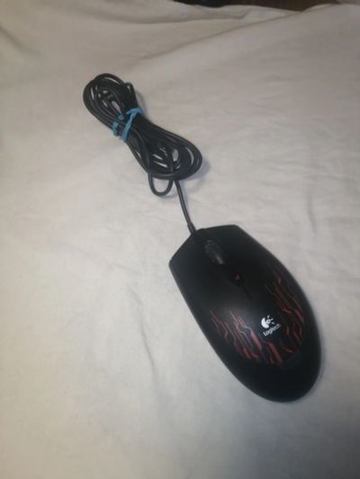 Лот: 18401167. Фото: 1. Мышка Logitech Gaming Mouse G100. Клавиатуры и мыши