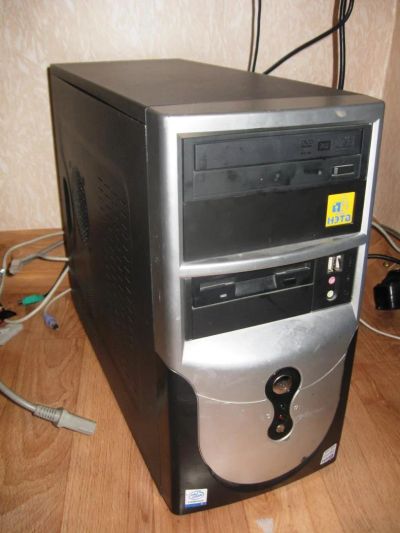 Лот: 4492657. Фото: 1. офисный системник pentium 2800... Компьютеры в сборе