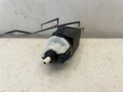 Лот: 24372661. Фото: 1. концевик педали тормоза Hyundai... Двигатель и элементы двигателя