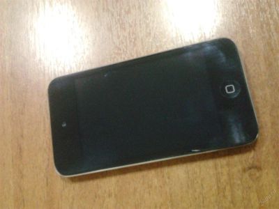 Лот: 3559037. Фото: 1. Продам Ipod touch 32gb. Плееры