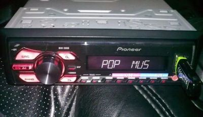 Лот: 17412165. Фото: 1. Оригинальная магнитола Pioneer. Автомагнитолы