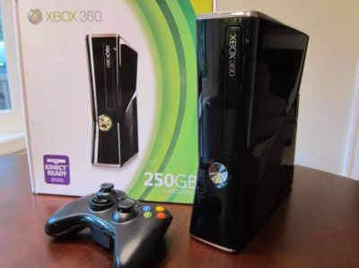 Лот: 14070512. Фото: 1. Xbox 360 250g. Игровые приставки, консоли