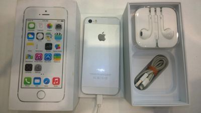 Лот: 8054902. Фото: 1. iPhone 5s 16гб. Смартфоны