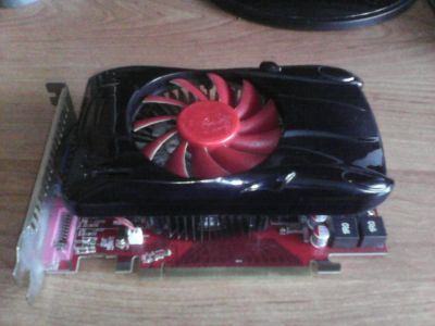 Лот: 7268117. Фото: 1. Vero Radeon HD 5750 700Mhz PCI-E... Видеокарты