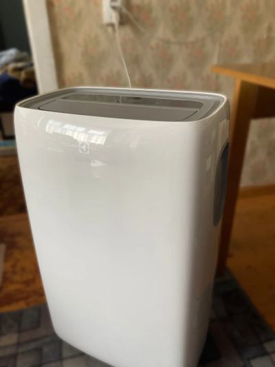 Лот: 25413078. Фото: 1. Мобильный кондиционер Electrolux... Кондиционеры, сплит-системы