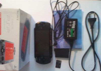 Лот: 1577823. Фото: 1. PSP-3000 Slim Piano Black. Игровые приставки, консоли