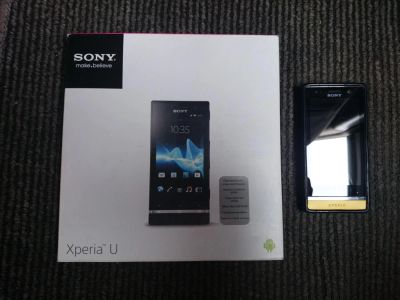 Лот: 4290637. Фото: 1. Sony Xperia U. Смартфоны