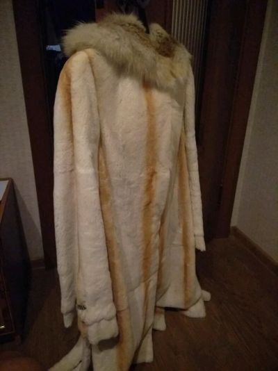 Лот: 10177551. Фото: 1. Греческая шуба из бобра. Верхняя одежда