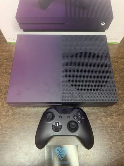 Лот: 21974053. Фото: 1. Xbox One S 1000gb Purple Special... Игровые приставки, консоли