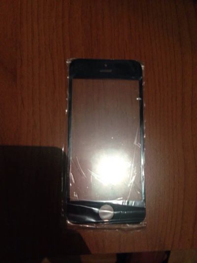 Лот: 6570676. Фото: 1. продам стекло iphone 5. Дисплеи, дисплейные модули, тачскрины