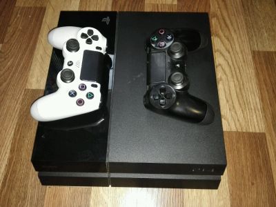 Лот: 7872274. Фото: 1. Playstation 4 500gb 2 геймпада... Игровые приставки, консоли
