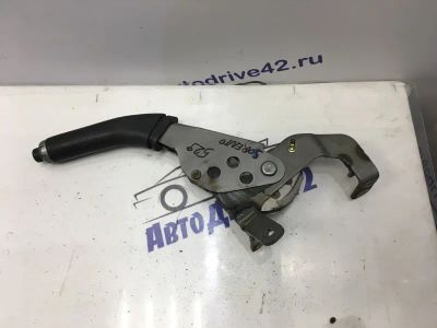 Лот: 21716055. Фото: 1. ручка ручника Kia Sorento BL. Кузов