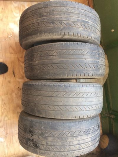 Лот: 17489802. Фото: 1. Шины Bridgestone Turanza 215/55... Шины
