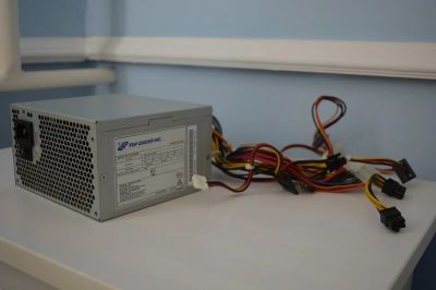 Лот: 8182305. Фото: 1. Блок питания ATX FSP ATX-450PNR... Корпуса, блоки питания
