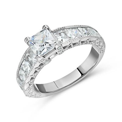 Лот: 23788054. Фото: 1. Серебряное кольцо с фианитами. Кольца, перстни
