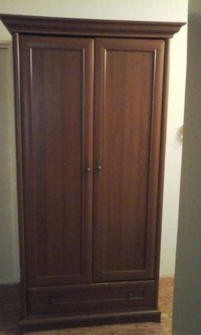 Лот: 7938961. Фото: 1. Шкаф платяной с ящиком внизу БУ. Шкафы, шкафы-купе