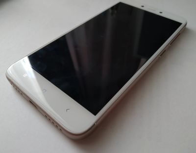 Лот: 16011560. Фото: 1. Redmi 4X 16GB GOLD. Смартфоны