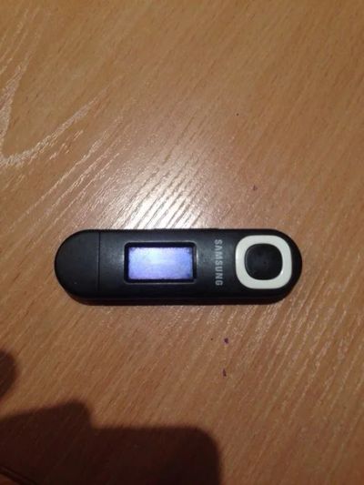Лот: 7556677. Фото: 1. Аудиоплеер Samsung YP-U5. Плееры