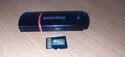 Лот: 18022222. Фото: 1. USB-флешка на 16 Гб+microSD. USB-флеш карты