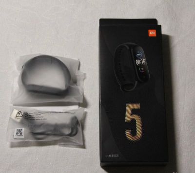 Лот: 16437200. Фото: 1. Xiaomi Mi Band 5 Новые. Смарт-часы, фитнес-браслеты, аксессуары