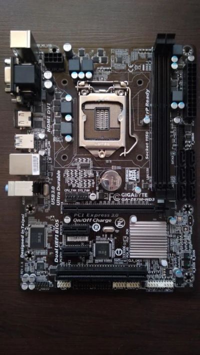 Лот: 11031905. Фото: 1. GigaByte GA-Z87M-HD3 rev1.0. Материнские платы