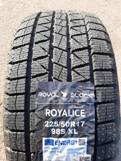 Лот: 23530142. Фото: 1. Зимняя резина 225/50 R-17 "Royal... Шины