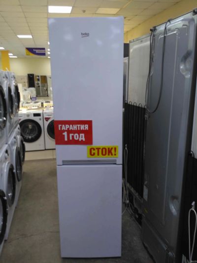 Лот: 13873125. Фото: 1. Холодильник beko rcsk 335m20 w... Холодильники, морозильные камеры