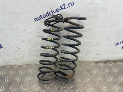 Лот: 24240445. Фото: 1. пружины Renault Logan LS12. Двигатель и элементы двигателя