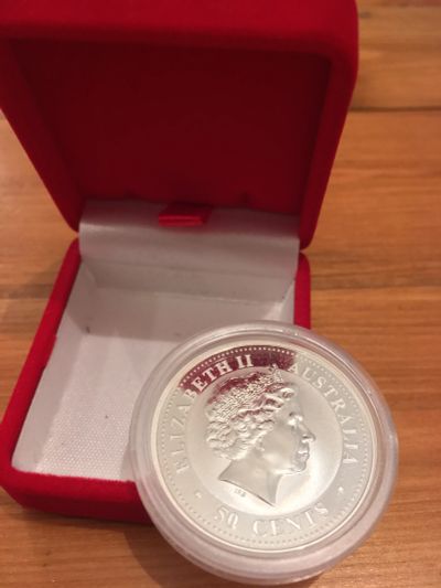 Лот: 11807153. Фото: 1. Монета Обезьяна серебро 50 центов. Азия
