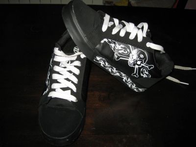 Лот: 3962383. Фото: 1. Heelys 38 размер. Кеды, кроссовки, слипоны