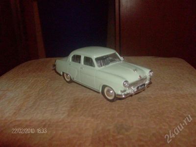 Лот: 298318. Фото: 1. газ21волга с журналом. Автомоделизм