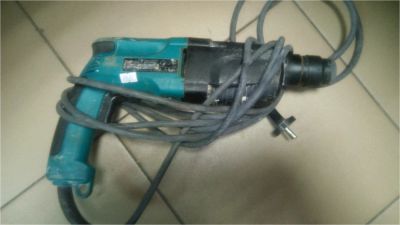 Лот: 9654488. Фото: 1. Перфоратор Makita HR2450 (1383... Электроинструмент