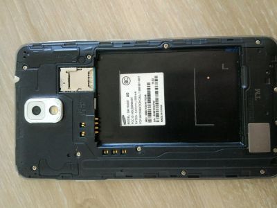 Лот: 11611327. Фото: 1. Note 3 samsung неисправный. Смартфоны