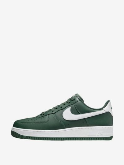 Лот: 25757950. Фото: 1. Кроссовки Nike Air Force 1 07... Другое (одежда, обувь, галантерея)