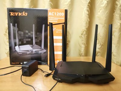 Лот: 19682465. Фото: 1. Wi-Fi Роутер Tenda AC10U АС1200. Маршрутизаторы (роутеры)