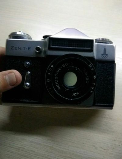 Лот: 13949956. Фото: 1. Фотоаппарат Зенит-Е. Плёночные зеркальные