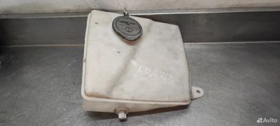 Лот: 22463089. Фото: 1. Бачок омывателя Toyota cresta... Запчасти