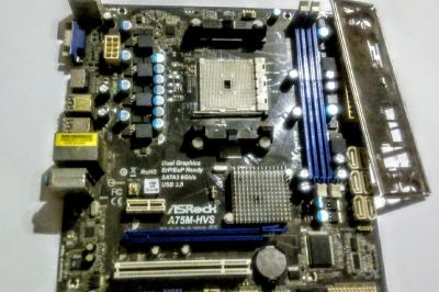 Лот: 12959778. Фото: 1. Материнская плата ASRock A75M-hvs... Материнские платы