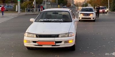 Лот: 14942422. Фото: 1. Капот Toyota carina 190. Кузов