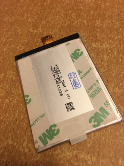 Лот: 14577384. Фото: 1. Аккумулятор Yotaphone 2. Аккумуляторы