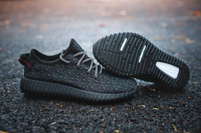 Лот: 10222970. Фото: 1. Adidas Yeezy 350 Boost Iv. Кеды, кроссовки, слипоны